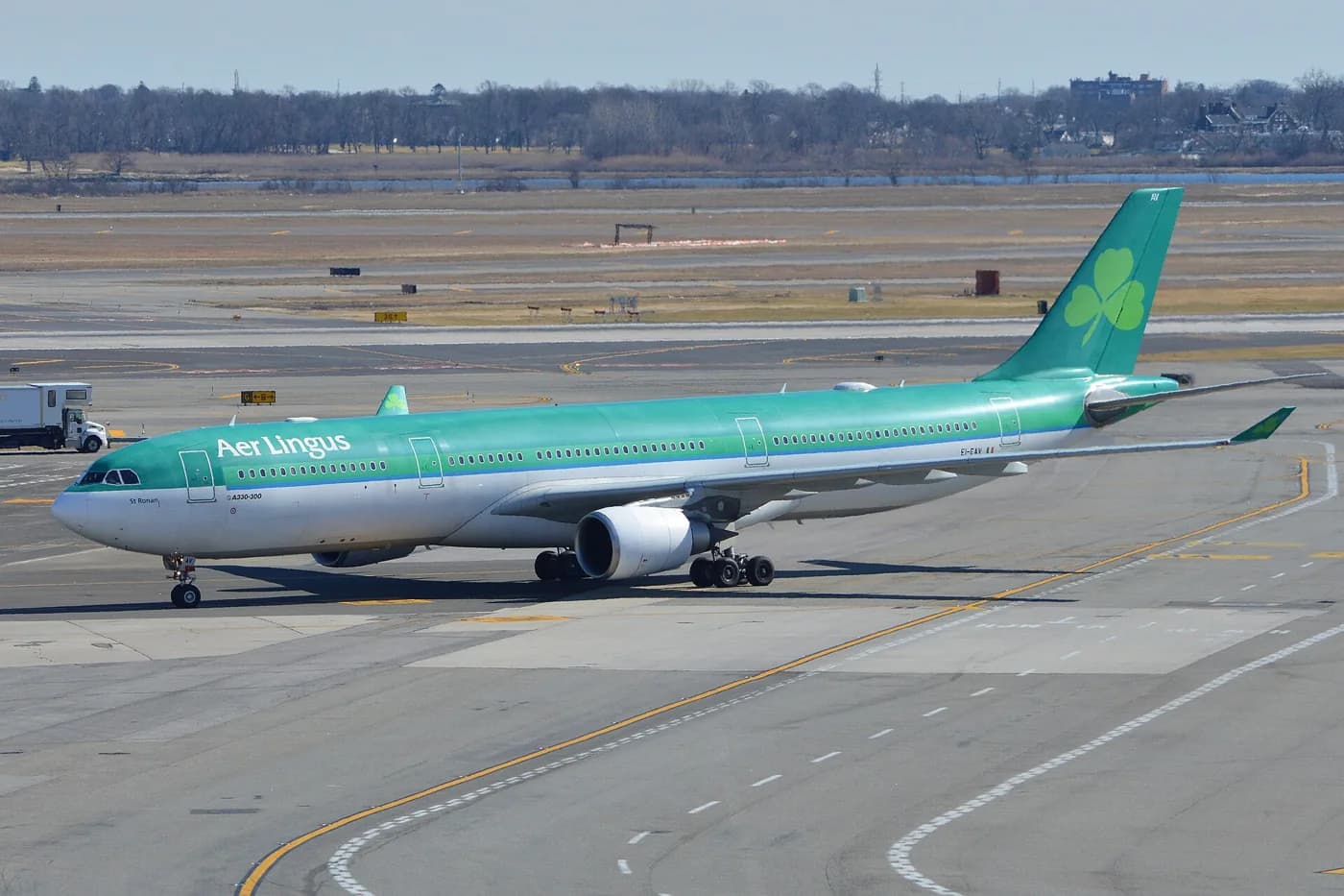 Airbus A330-300 (representative)
