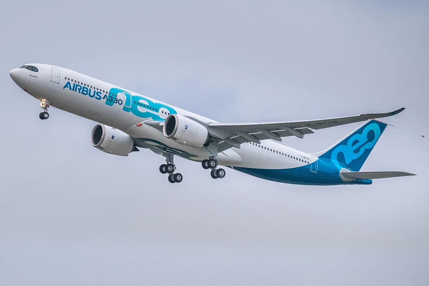 Airbus A330-900 (representative)