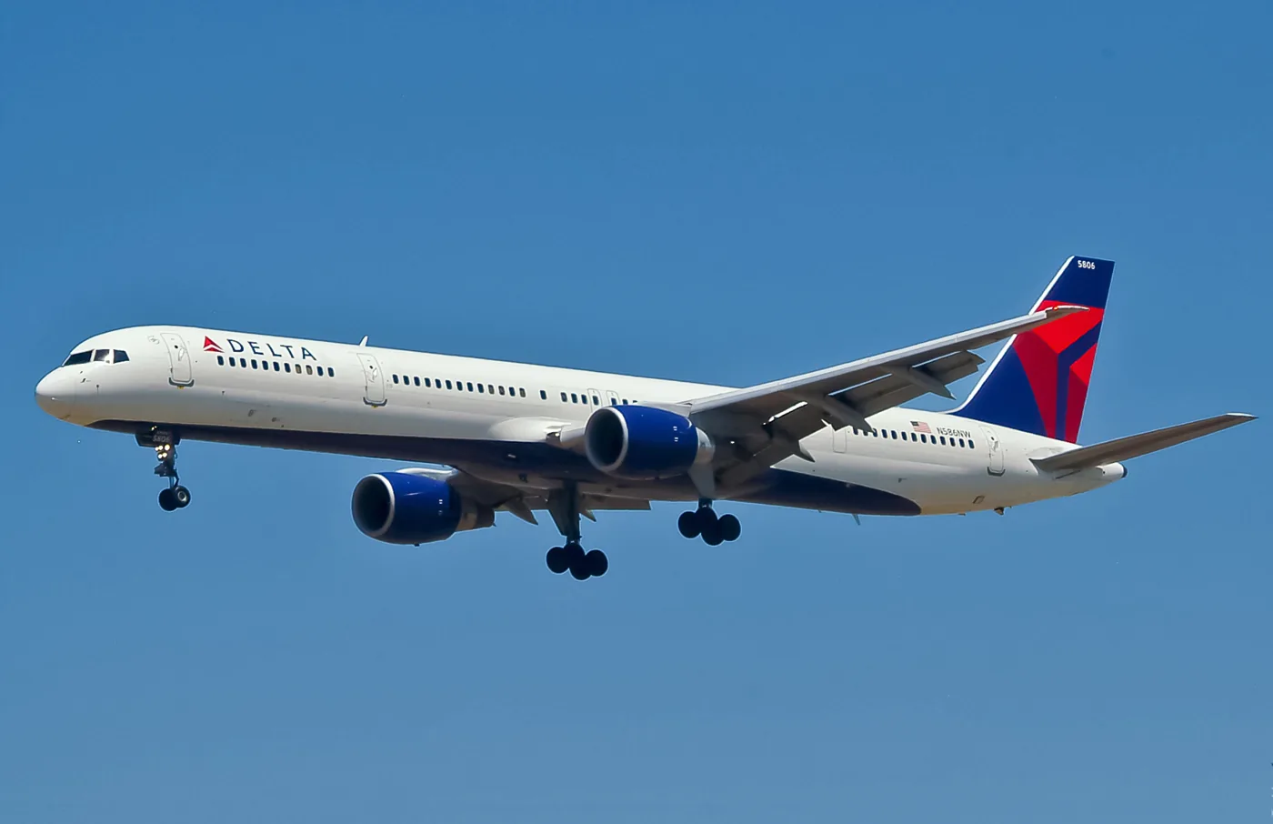 Boeing 757-300 (representative)